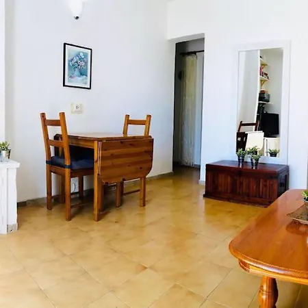 Apartment Apartment Alessandra Only 200M From Playa Grande