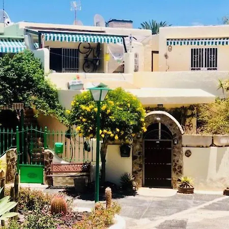 شقة Apartment Alessandra Only 200M From Playa Grande بويرتو ذيل كارمين